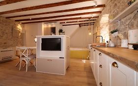 Old Sibenik Cozy Design Apartment